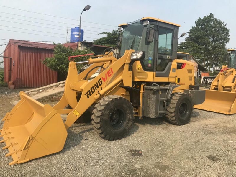 Xúc lật Rongwei ZL920C gầu 0,8 khối