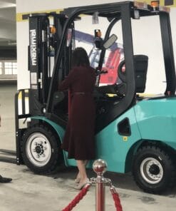 Xe nâng kẹp vuông Maximal