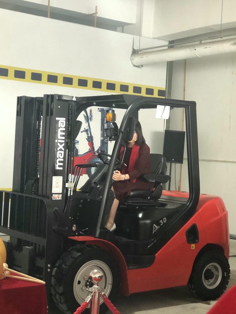 Xe nâng dầu Maximal