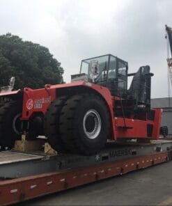 Xe nâng Reach stacker 48 tấn