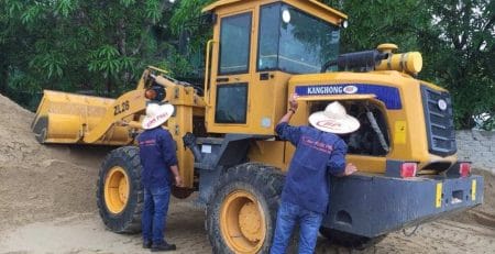 xúc lật Trung Quốc