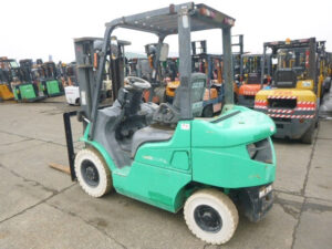 Dịch vụ xe nâng tại KCN Phú Nghĩa