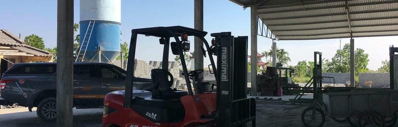 xe nâng dầu Maximal