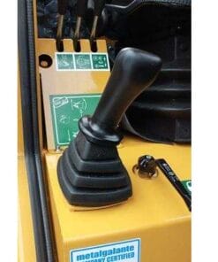 Xe bồn trộn bê tông tự nạp liệu