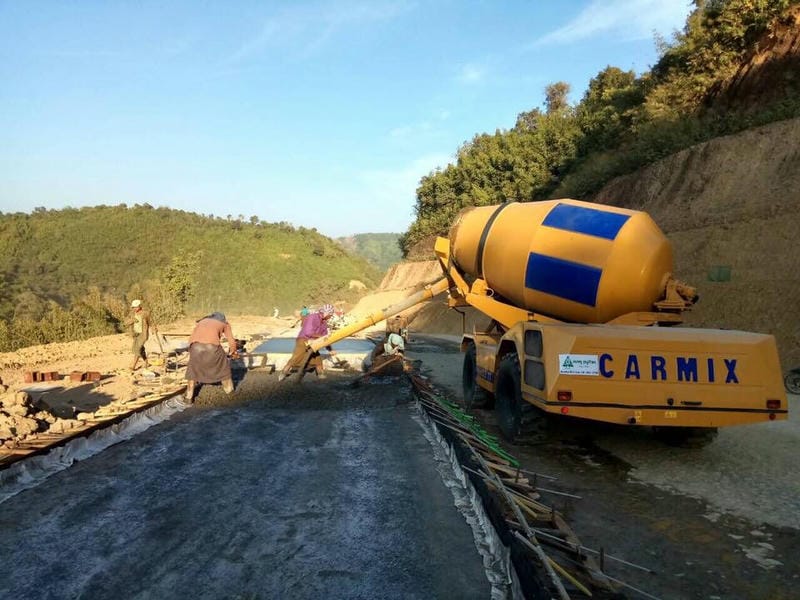 Xe trộn bê tông Carmix 3.5TT