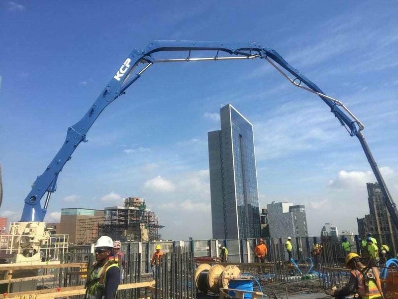 Bơm bê tông cần KCP