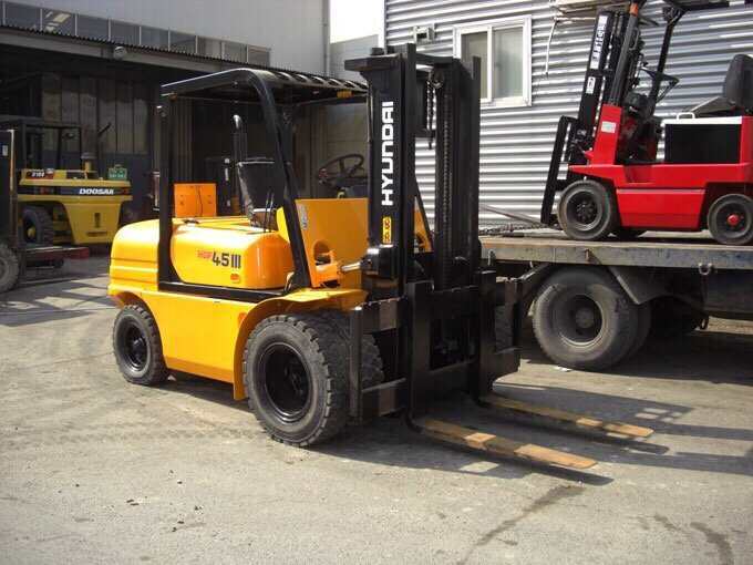 Sửa chữa xe nâng hàng