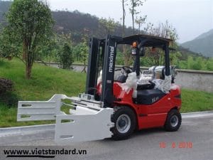 Xe nâng Maximal FD20 lắp bộ kẹp vuông