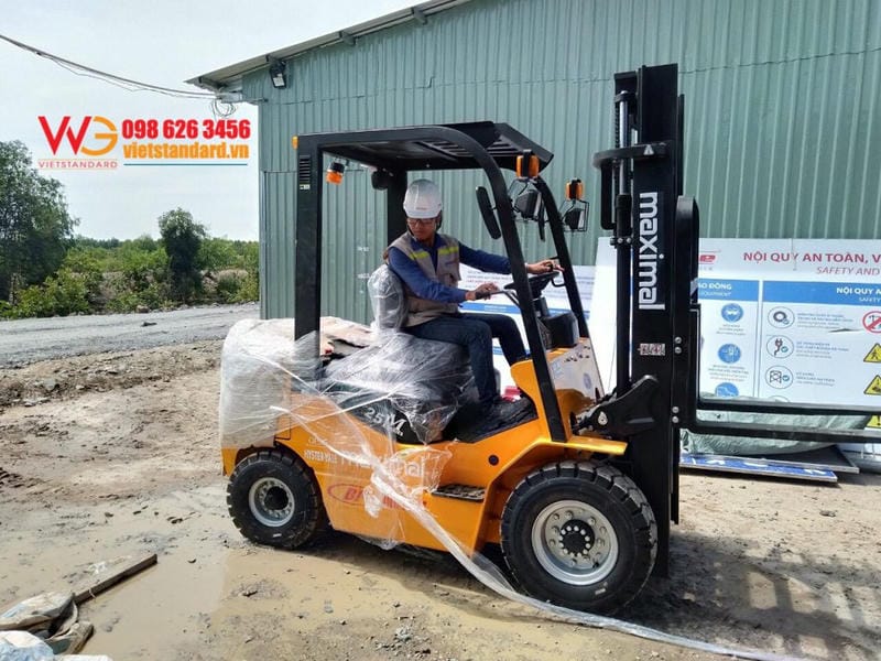 Xe nâng dầu Maximal 