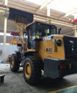 Xúc lật Rongwei ZL939E gầu 1,7 m3