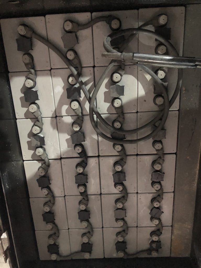 Ắc quy xe nâng điện