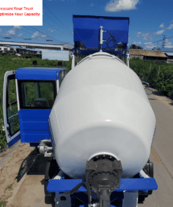 Xe trộn bê tông tự nạp liệu 4 khối