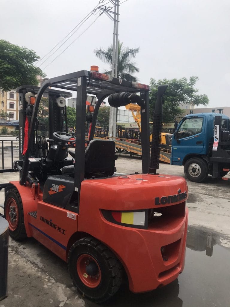 Xe nâng dầu 3 tấn Lonking