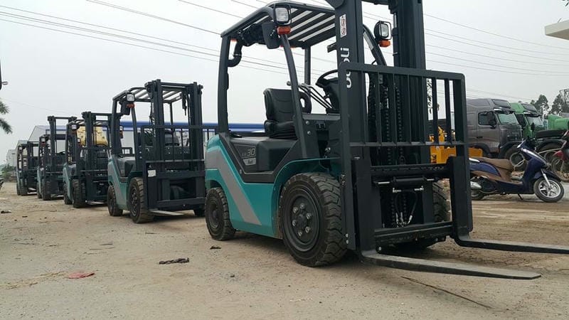 Xe nâng Baoli tại công ty Trung Sơn