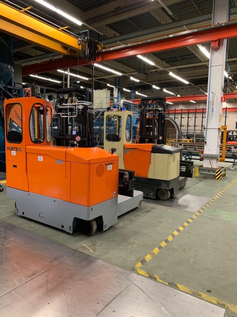 Xe nâng đa hướng HUBTEX