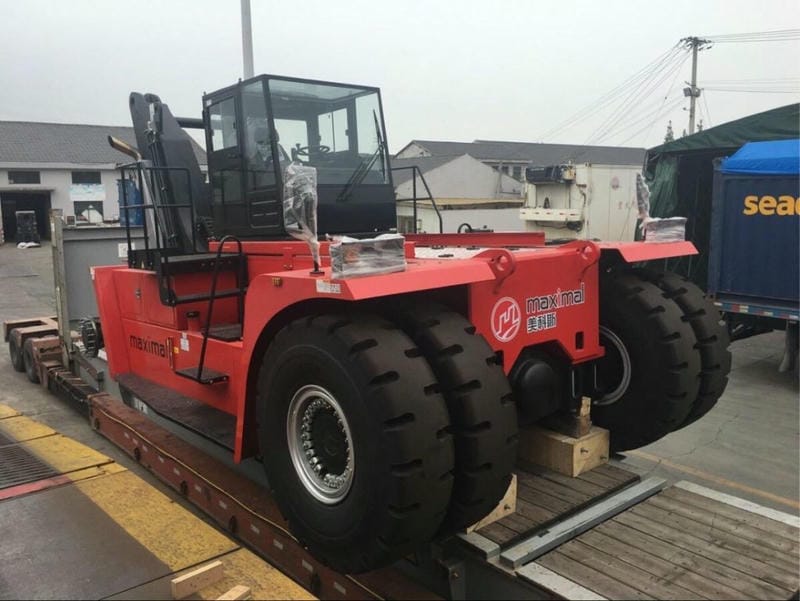 Xe nâng container Maximal