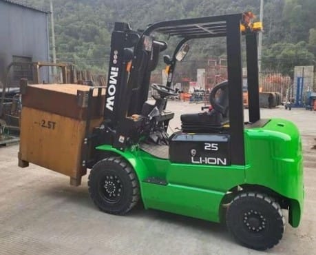 xe nâng ắc quy lithium-ion