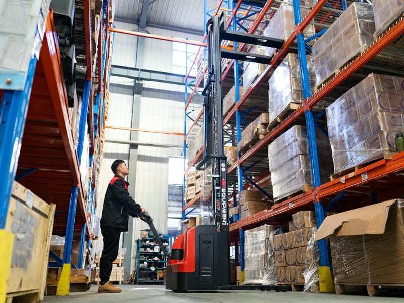 Xe nâng điện kéo tay 1