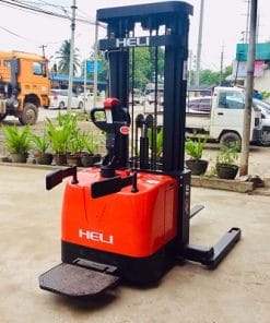 tay bao ve giup viec vao duong cua de hon