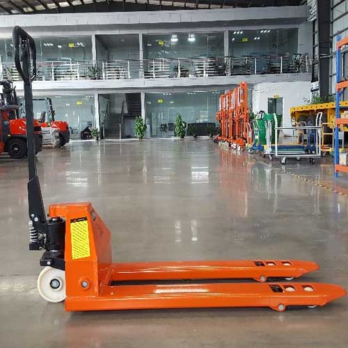 xe nang tay 5 tan niuli