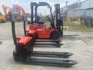 Xe nâng tay điện 1 tấn hình 2