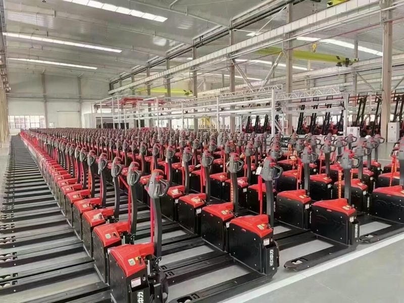 Xe nâng điện tay