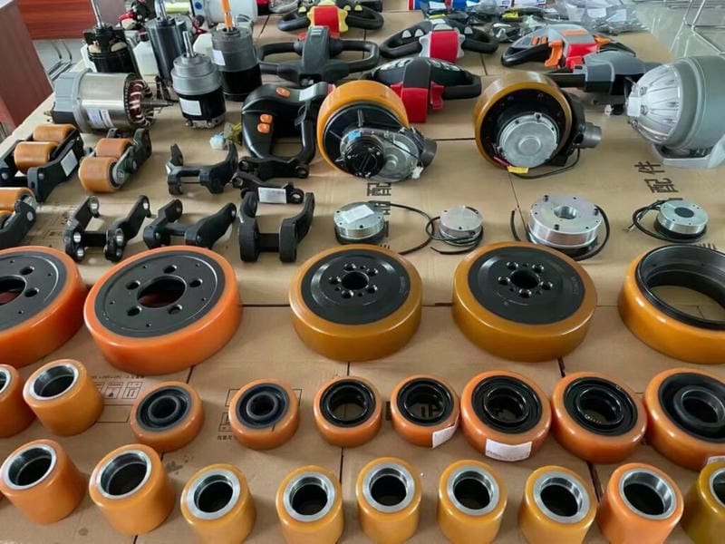 Bánh lái xe nâng điện 2