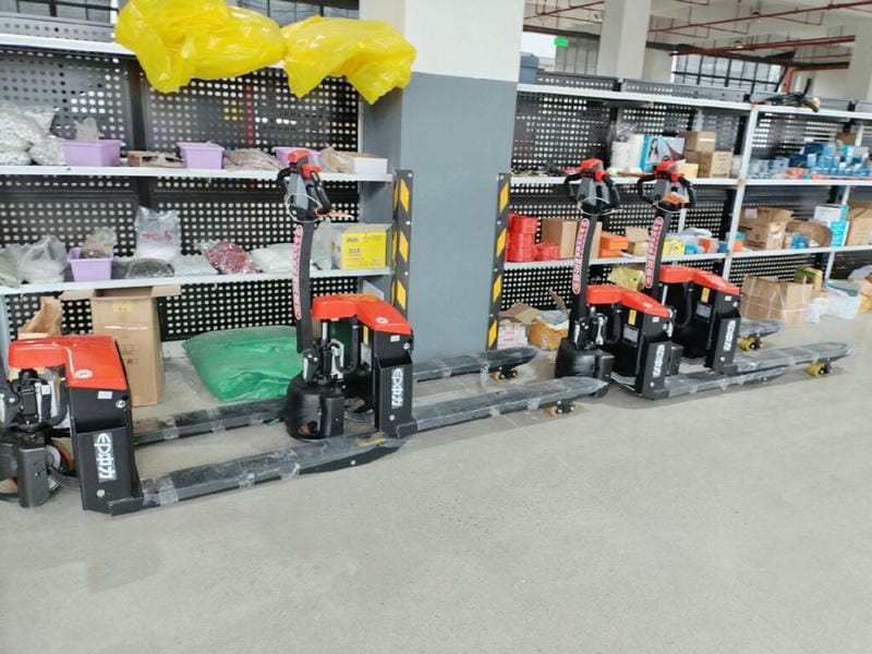 Xe nâng điện tay 