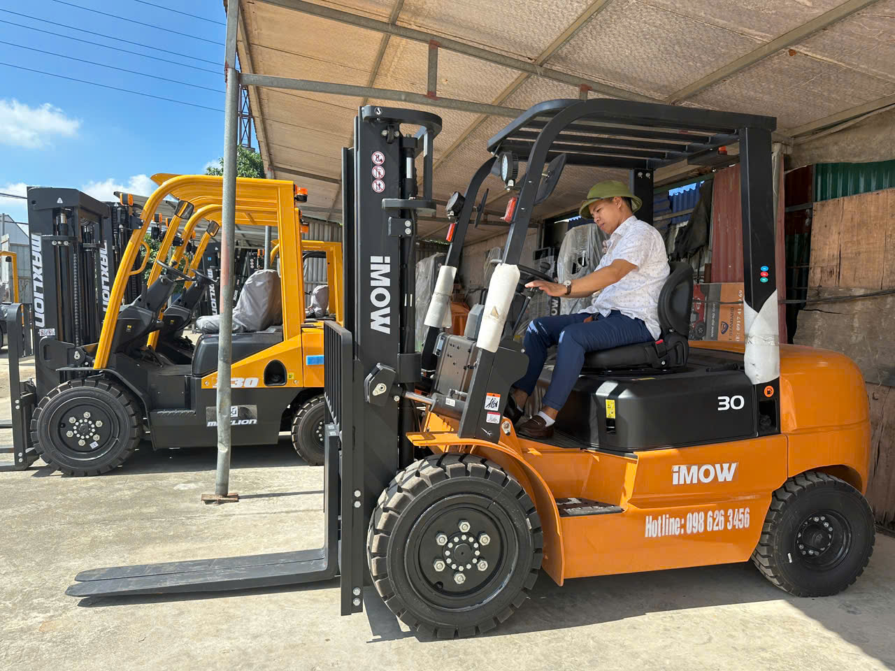 Dịch vụ xe nâng tại KCN Quang Minh